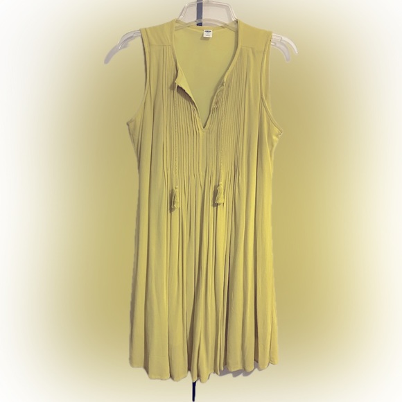 Old Navy Fully Lined Rayon Sheath Dress - Picture 4 of 5